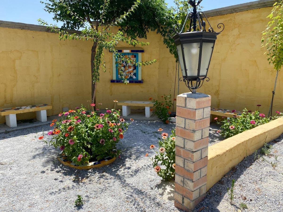 Gasthaus Cortijo Bustamante Baza Exterior foto